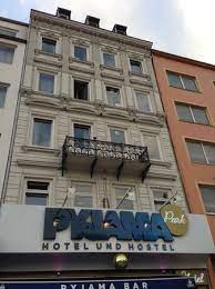 See more of pyjama park hotel & hostel reeperbahn on facebook. Ansicht Des Hotels Von Der Reeperbahn Picture Of Pyjama Park Hotel Und Hostel Hamburg Tripadvisor