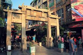 台南景點 中西區 孔廟魅力商圈 府中街 一條散發出府城特有氣息的莿桐花巷 mimi韓行攝の足跡 痞客邦pixnet