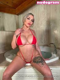 carlaboom  carlaboomoficial Nude Leaks OnlyFans Photo 420 - v2.1 | dvir.ru