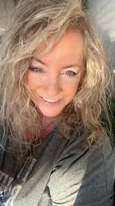 Seeking friends and social connections in Henderson, Nevada