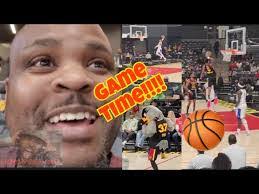 Eric Singletary's Instagram, Twitter & Facebook