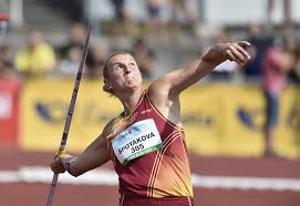 Vítězný, zlatý hod báry špotákové na olympijských hrách v pekingu se skvělým českým komentářem.video owners are: Souperky Nesleduji V Tokiu Bude Vse Jine Rika Lepsici Se Spotakova Idnes Cz