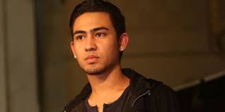 Jeremy thomas merupakan seorang aktor, model, sekaligus pembawa acara yang lahir pada 31 juli 1970 di pekanbaru. Biodata Dan Profil Lengkap Axel Matthew Thomas Anak Jeremy Thomas