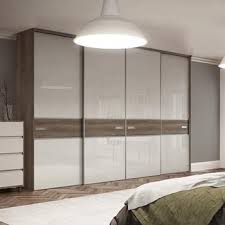 Sliding wardrobe doors and fitted wardrobes in stunning new colours our classic sliding door solution gives you the look you want without blowing the budget. Sliding Door Wardrobes Storiestrending Com