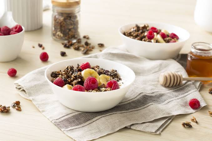 Yogur con Granola de frutos secos - Recetas Florette