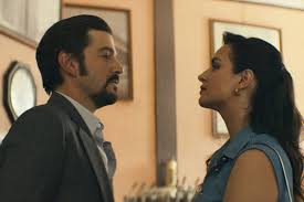 L sera à l'ifg pour la projection de son film le 5 mai. Allfilmz Com Narcos Mexico L Histoire Vraie De L Ascension Du Cartel De Guadalajara Et Le Debut De La Guerre Contre La Drogue Au Mexique Dans Les Annees 1980