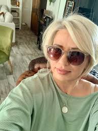 What are good hair places for men's and children's hair cuts in Conroe?