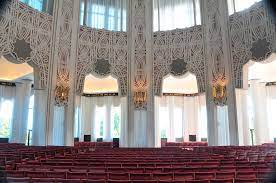 Learn more about the baha'i faith and its profound teachings by taking a virtual tour of the temple and welcome center. The World S Oldest Baha I Temple Is Just Outside Chicago