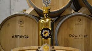 Russobaltique vodka is unique vodka was born because just stubborn heroism of two famous russian rallye drivers andrey nagel and vadim mikhailoff. Dartz Motorz Vypustila Lyubimuyu Vodku Rallista