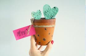 D Autres Idees Pour Les Maitre Sse S Et Un Merci Diy Enfant Idee Fete Des Meres Cadeaux Maitresse