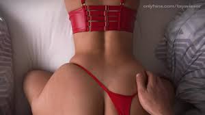 Small waist big hips PAWG UHD 4K 2160p XXX 2025