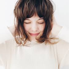 おしゃれだけど難しい一度はチャレンジしたい短め前髪を素敵に