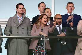 Todas las noticias sobre andy murray publicadas en el país. Andy Murray Von Prinz Charles Zum Ritter Geschlagen Tennisnet Com