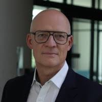 2000+ "Sprecher" profiles