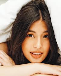 So @khalilramos and I did a Fun Shoot at Home recently! Here's one of the  layouts ☺️ Watch how we did it and how I prepared for the shoot