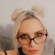 Camilla Key (camillakey75)