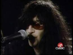 Merry Christmas The Ramones Merry Christmas I Don T Want To Fight Tonight Good Music Christmas Music Ramones