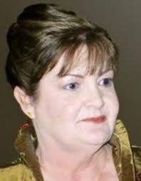 Anita Goldsmith's Instagram, Twitter & Facebook