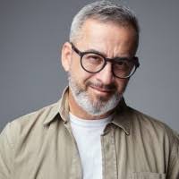 300+ perfis com “Williams”