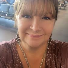 12 Days of Christmas! 12 items of jewelry! Stop by Sissys log Cabin in  Conway to sign up for your chance to win some awesome jewelry for the  Holidays. No purchase necessary