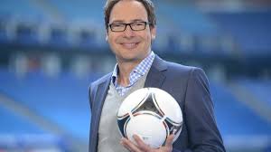 Moderator matthias opdenhövel verriet vor dem beitrag des duells. Matthias Opdenhovel Privat Familienvater Oder Junggeselle So Lebt Der The Masked Singer Moderator News De