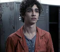 Robert Sheehan Nathan Young Robert Sheehan Donovan Robert