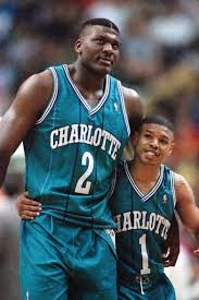 Larry Johnson And Mugsy Bogues Shortest Player In Nba 5 3 Larry Johnson Sports Basketball Nba Legends