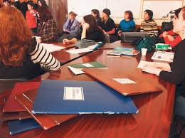 Scopul îl constituie crearea codului moral necesar desfăşurării procesului educativ, astfel. Codul Etic Profesorii N Au Voie SÄƒ Dea MeditaÈ›ii È™i Nici SÄƒ CearÄƒ CumpÄƒrarea De Materiale Didactice Romania Libera