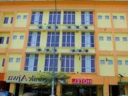 The rooms at homestay rizal @ dataran otomobil seksyen 15 are fully air conditioned and well equipped with a tv and a writing desk. Apartment Homestay Rizal Dataran Otomobil Seksyen 15