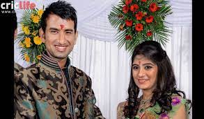 Check out below for puja pabari (cheteshwar pujara wife) wiki, biography, age, images and more. Cheteshwar Pujara And His Wife Pooja Pabari Cricket Country