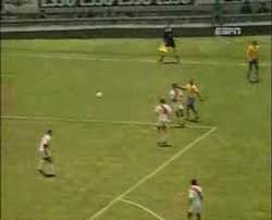 Solo un cambio respecto al anterior. Peru Vs Brasil Mexico 70 Youtube