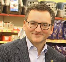 Meyer-Kortenbach geht__Futterhaus trennt sich von Geschäftsführer