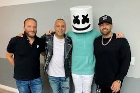 May 19, 1992), better known by his stage name marshmello (also known as dotcom), is an american edm producer and dj. Marshmello Teams Up With Arash For New Song Lavandia Pm Studio World Wide Music News