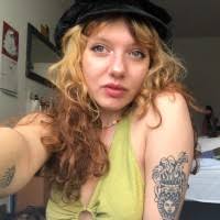 Josie Daniels's Instagram, Twitter & Facebook