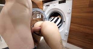 Порно застряла в стиральной машине