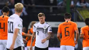 Seit 1905 traten 761 spieler für das vom koninklijke nederlandse voetbal bond organisierte team an. Nationalmannschaft Verliert Gegen Niederlande Ohne Plan B