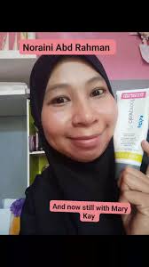 What is Mary Kay?🤔 @highlight ‼️Mary Kay is a direct-selling beauty brand  that sells skin care and color cosmetics: 📍Founder: Mary Kay Ash founded  the company in 1963. 📍Products: Mary Kay sells