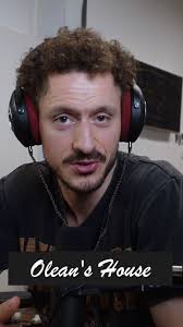 🏆 Artist of the Month: Mystific @mystificdnb Mystific (Aaron Mello) is a  Brazilian music producer and DJ based in Santo André, near São Paulo. With  a career spanning over a decade, he