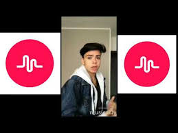 Luciano spinelli, come dicevamo precedentemente, è uno delle vere e proprie star di 'tik tok'. Video Luciano Spinelli Primo Video