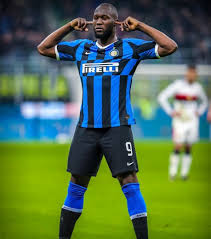 Born 13 may 1993) is a belgian professional footballer who plays as a striker for serie a club inter milan and the belgium. Romelu Lukaku Futbol