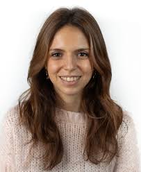 Cristina Guillem's Instagram, Twitter & Facebook