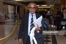 Najib's lawyer, tan sri muhammad shafee abdullah, argued that the amendment would change the position of the prosecution's case. Early Prejudice Against Najib Before Trial