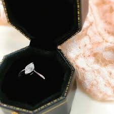 Also called marquise chair.french furniture. Is Marquise Diamond In Style Absolutely Yes Although It May Sound Not So Common But Marqu Diamond Rings Design Marquise Diamond Ring Marquise Ring