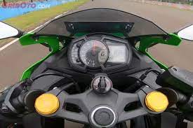 Jun 04, 2021 · sayangnya, pt kawasaki motor indonesia (kmi) sejauh ini tidak tertarik untuk memasarkan skutik. Tes Langsung Top Speed Kawasaki Ninja Zx 25r Di Sirkuit Sentul Gridoto Com