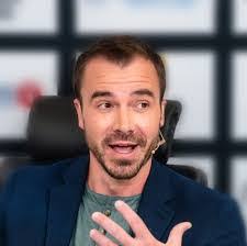 Daniel Reschke's Instagram, Twitter & Facebook