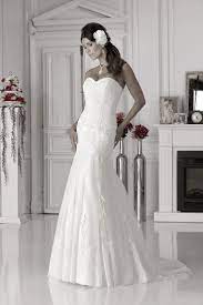 Maybe you would like to learn more about one of these? Ein Fishtail Brautkleid Tres Chic Bridal Wear