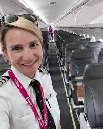 Joanna Mcpherson's Instagram, Twitter & Facebook