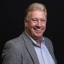 EC Barton & Co recently announced the retirement of two long-standing  partners. Ken Longo, Area Supervisor at Home Outlet of Brockton retired  after 45 years of service with E.C. Barton & Company.