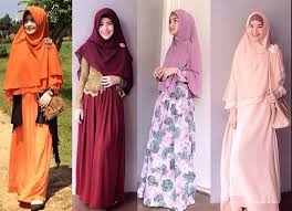 Karana kali ini busana muslim yang lagi ngetrend dan masa. 3 Tips Model Baju Busana Muslim Yang Modis Untuk Remaja
