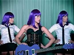 See more ideas about shakira, shakira mebarak, celebrities. Frasesbonitas Parati Shakira Blue Wig Photo Montage Shakira Pixiz Meg Barnhouse Out Of The Blue 02 59